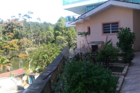 Casa à venda com 5 suítes em Arujázinho I, Ii e Iii, Arujá, SP