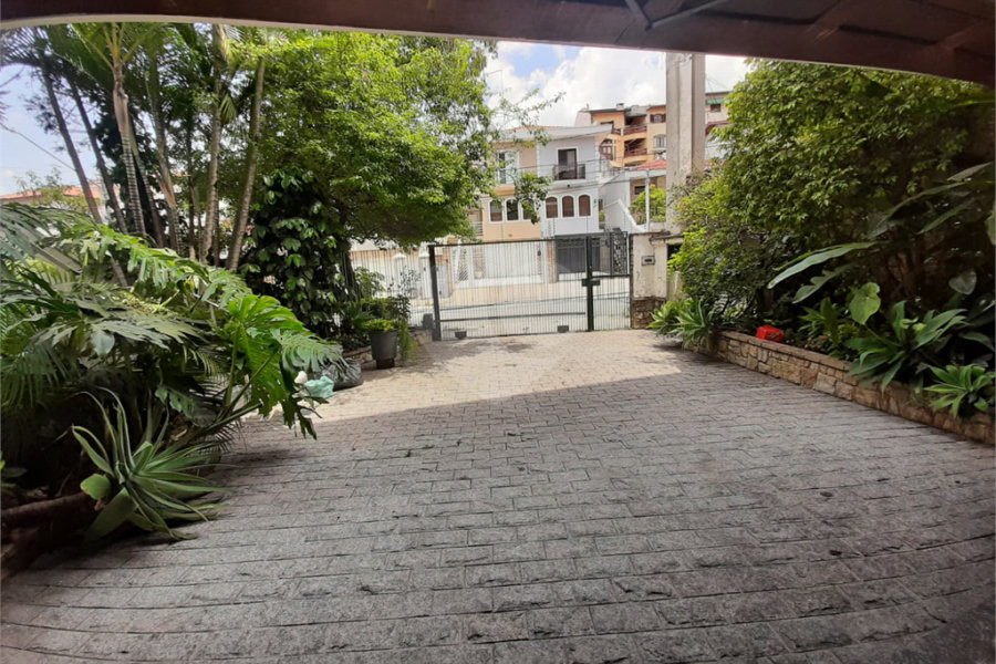 Sobrado à venda com 4 quartos, sendo 2 suítes, em Jardim Franca, São Paulo, SP