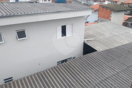 Casa Térrea à venda com 2 suítes em Jardim São Francisco, Mogi das Cruzes, SP