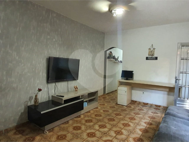 Sobrado à venda com 2 quartos em Jardim Bela Vista, Guarulhos, SP