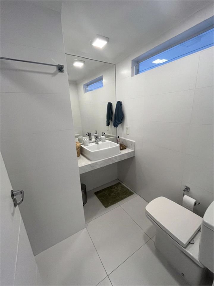 Apartamento Residencial à venda, Gonzaga, Santos - AP0199.