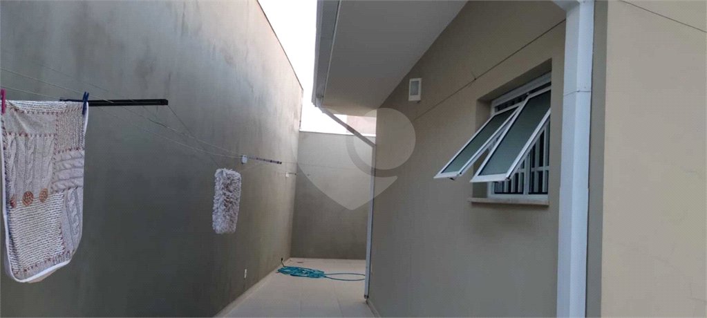 Casa à venda com 3 quartos, sendo 1 suíte, em Santa Cândida, Vinhedo, SP