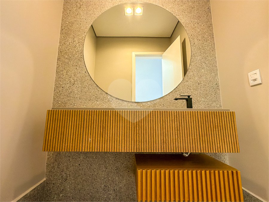 Casa à venda com 3 suítes no condomínio Residencial Duas Marias, Indaiatuba - SP