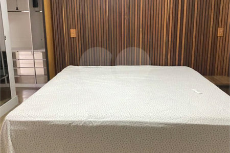 Casa à venda com 4 quartos, sendo 3 suítes, no condomínio Brisa 1, Mogi das Cruzes - SP