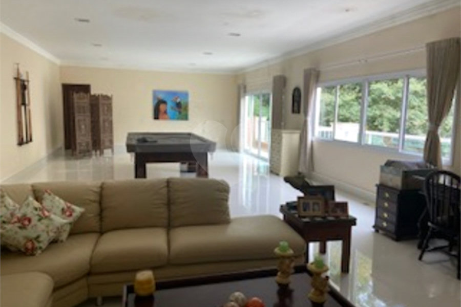 Casa à venda com 4 suítes no condomínio Parque Imperial da Cantareira, Mairiporã - SP