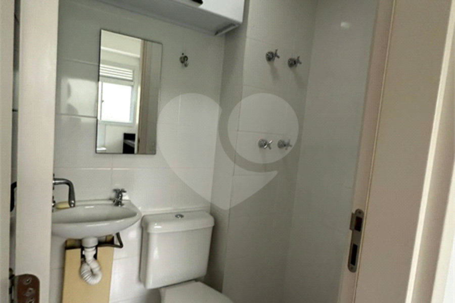 Apartamento à venda com 3 quartos, sendo 1 suíte, em Morumbi, São Paulo, SP