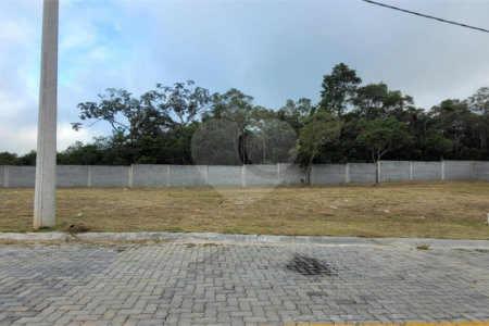 Terreno à venda no condomínio Real Park 2, Mogi das Cruzes - SP