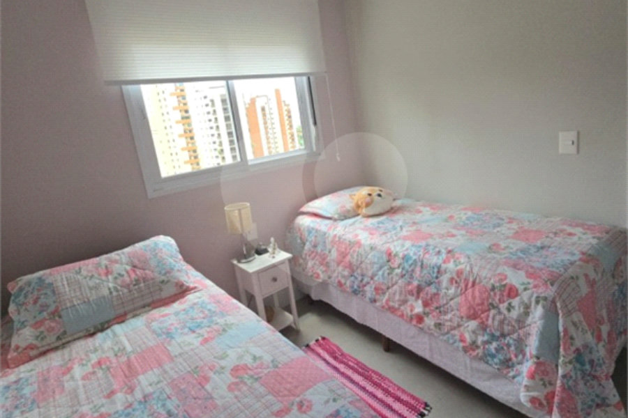 Apartamento à venda com 3 quartos, sendo 1 suíte, em Morumbi, São Paulo, SP