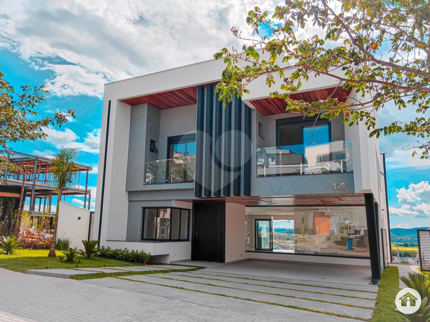 Casa à venda ou para alugar com 5 suítes no condomínio Residencial Alphaville Ii, São José dos Campos - SP