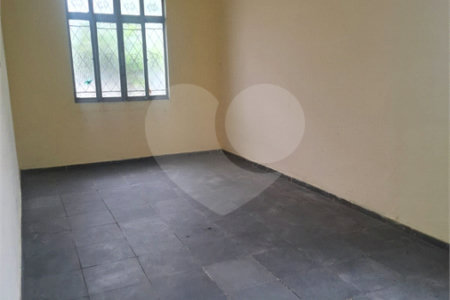 Casa à venda com 8 quartos em Campo Grande, Rio de Janeiro, RJ