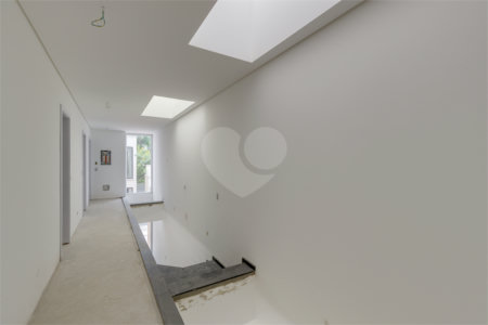 Casa à venda com 4 suítes no condomínio Garda, São Paulo - SP