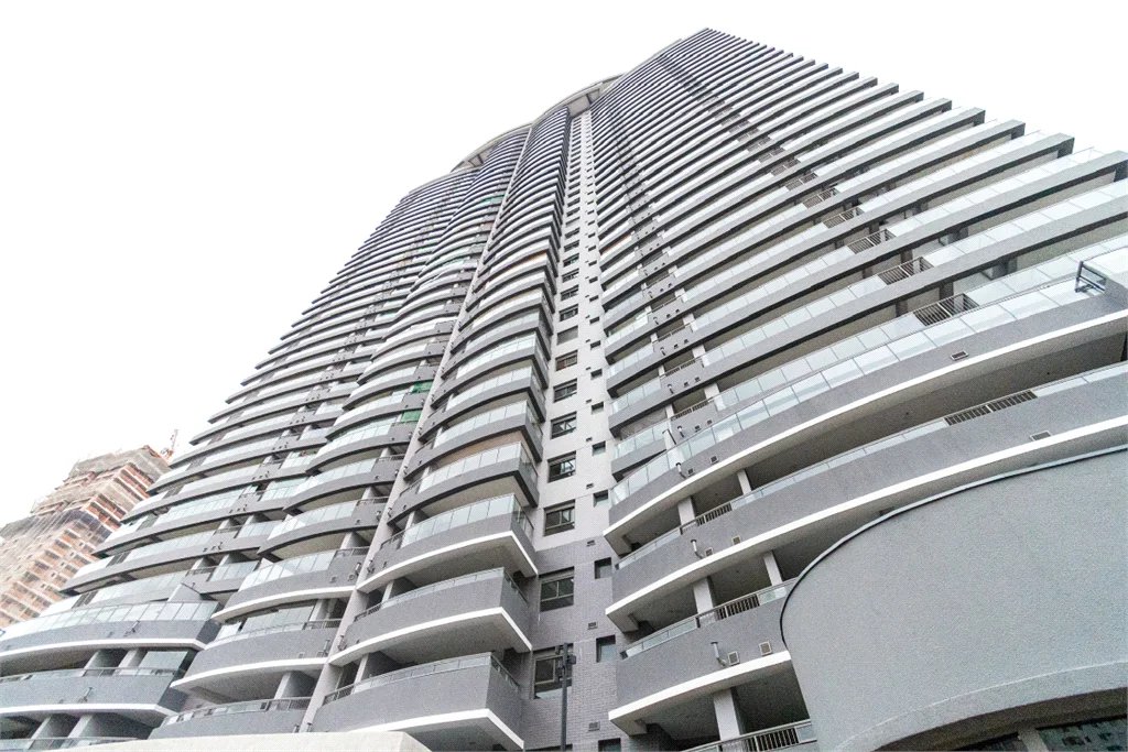 Apartamento à venda com 3 suítes em Jardim das Acácias, São Paulo, SP