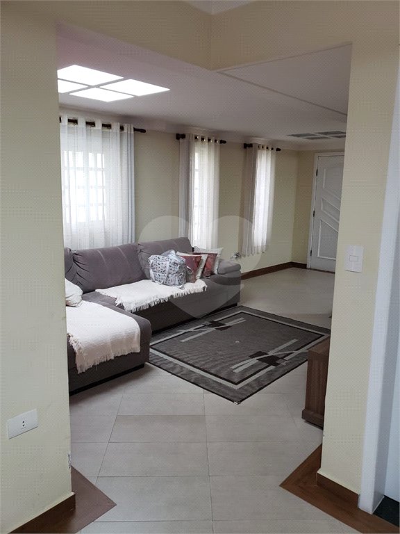 Casa à venda com 6 quartos, sendo 3 suítes, em Alto Ipiranga, Mogi das Cruzes, SP
