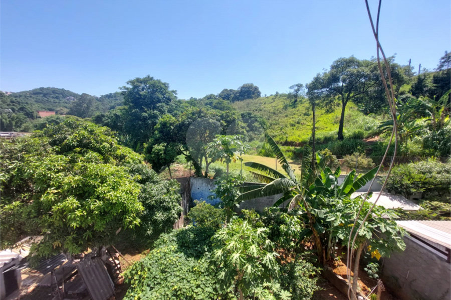 Sobrado à venda com 4 quartos em Vila Clarice, São Paulo, SP