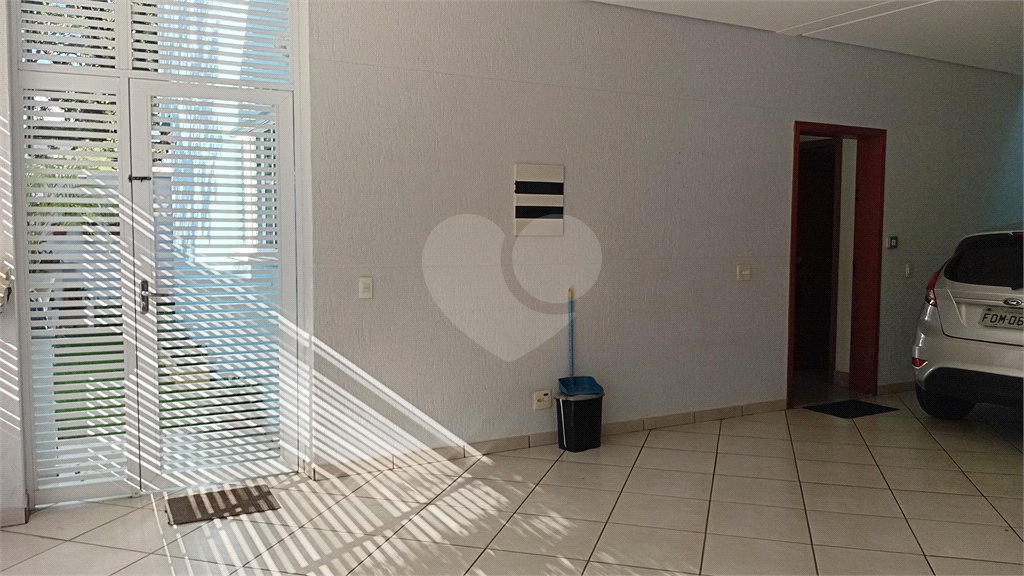 Sobrado à venda com 4 quartos, sendo 2 suítes,  em Vila Gilda, Santo André, SP