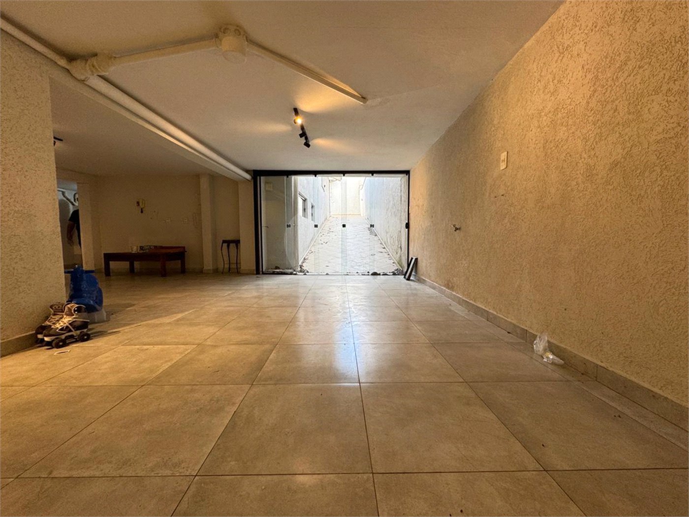 Casa à venda com 4 quartos, sendo 1 suíte, em Jardim das Samambaias, Jundiaí, SP