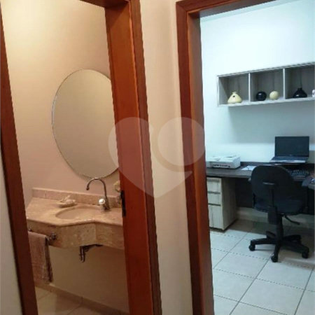 Casa à venda com 4 quartos, sendo 1 suíte, no condomínio Residencial Esplanada, Salto - SP