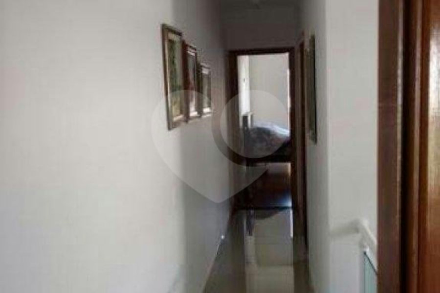 Sobrado à venda com 3 suítes em Vila Constança, São Paulo, SP