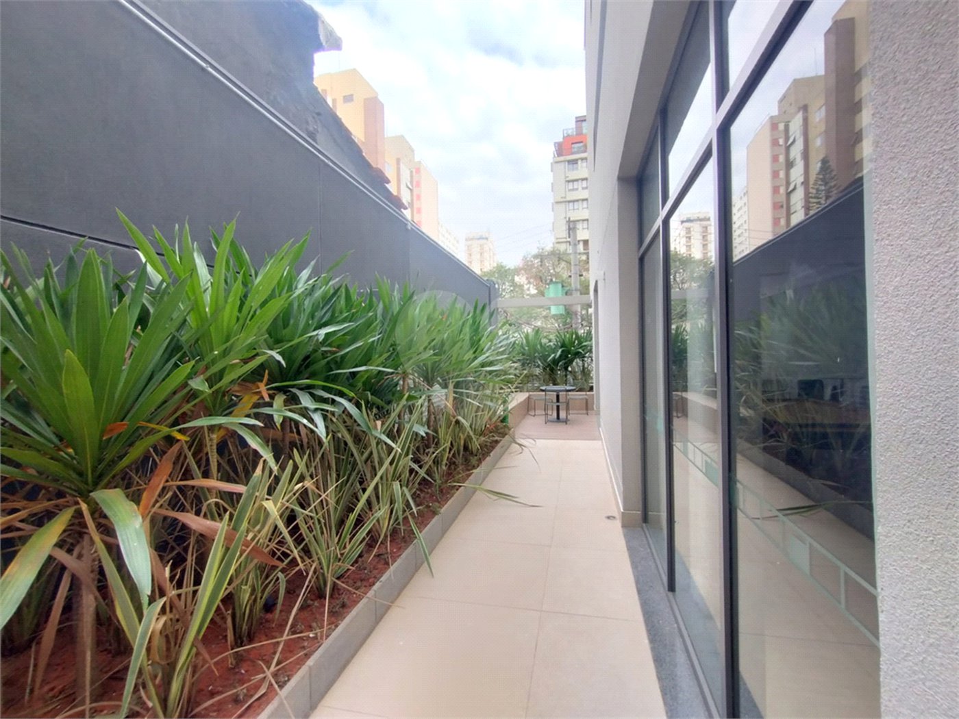 Apartamento à venda ou para alugar com 1 quarto em Pinheiros, São Paulo, SP