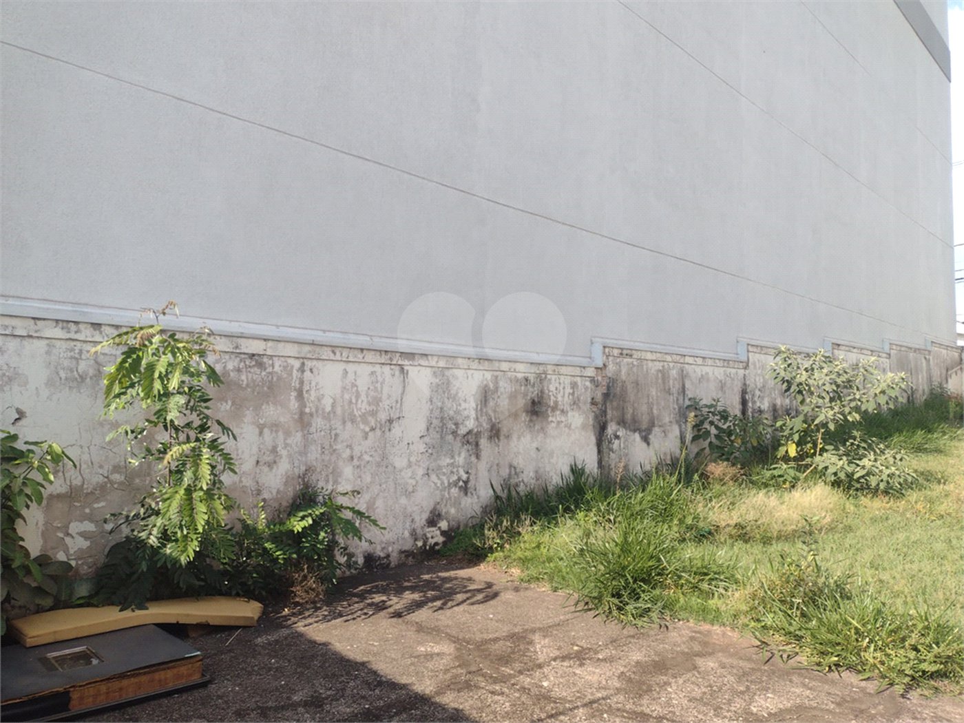 Terreno á venda no Jardim Paraíso