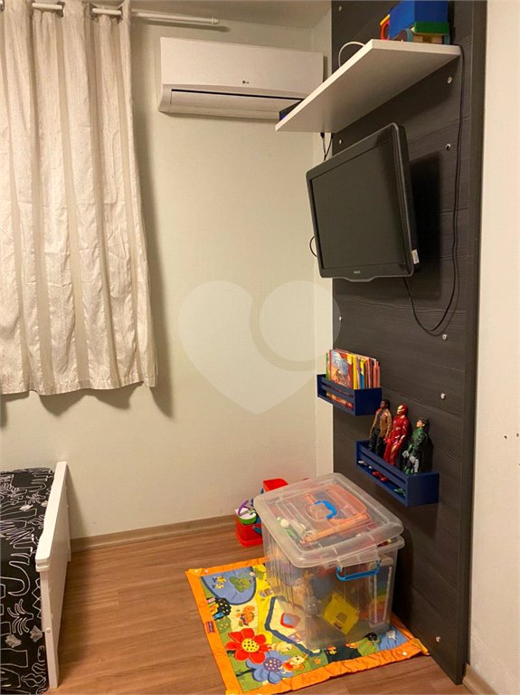 Sobrado à venda com 3 suítes em Horto, São Paulo, SP