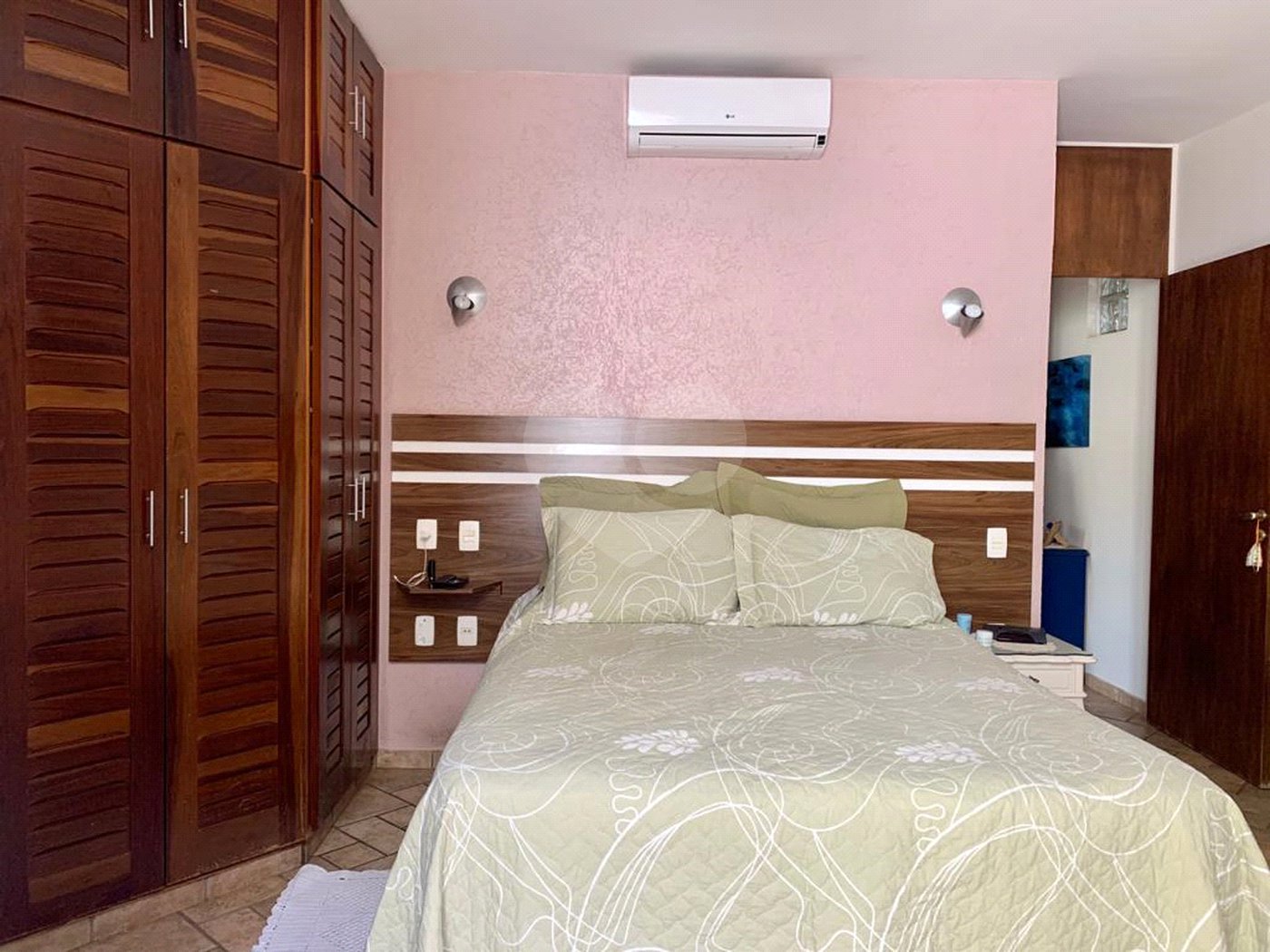 Sobrado à venda com 3 suítes em Vila Velosa, Araraquara, SP