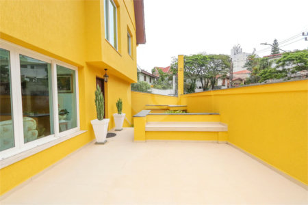 Casa à venda com 4 quartos, sendo 1 suíte, em Jardim Franca, São Paulo, SP