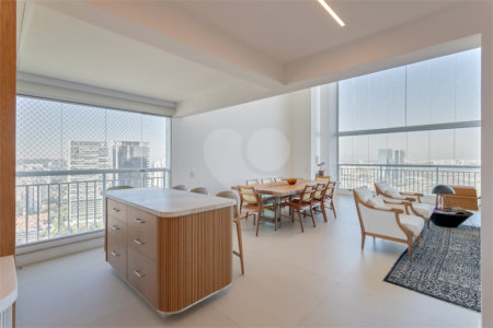 Apartamento à venda com 4 suítes em Panamby, São Paulo, SP