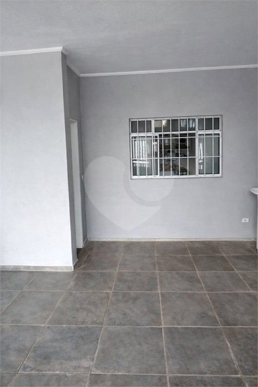 Sobrado à venda com 4 quartos, sendo 1 suíte, em Parque Edu Chaves, São Paulo, SP