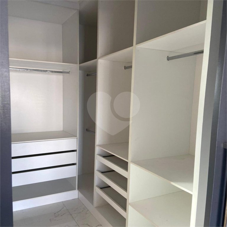 Casa à venda com 3 suítes no condomínio Vila Ytu, Indaiatuba - SP