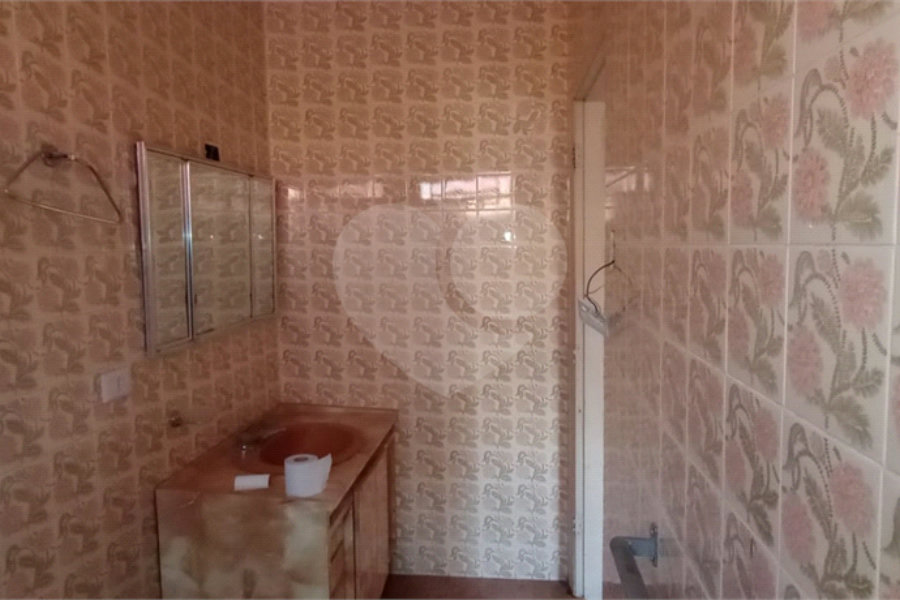 Casa à venda com 5 quartos, sendo 1 suíte, em Perus, São Paulo, SP