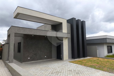 Casa Térrea à venda com 3 quartos, sendo 1 suíte, em Condomínio Residencial Reserva de Atibaia, Atibaia, SP