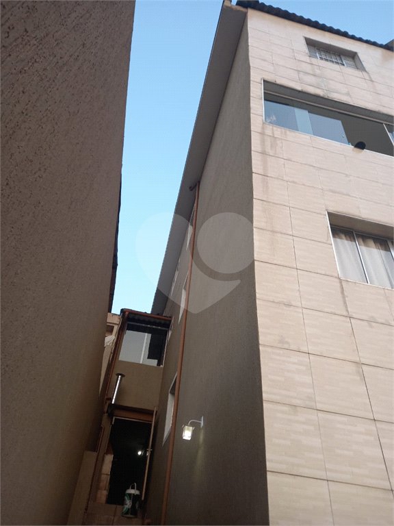 Sobrado à venda com 3 quartos em Jardim Peri, São Paulo, SP