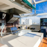 Apartamento à venda com 4 quartos, sendo 3 suítes, em Campo Belo, São Paulo, SP