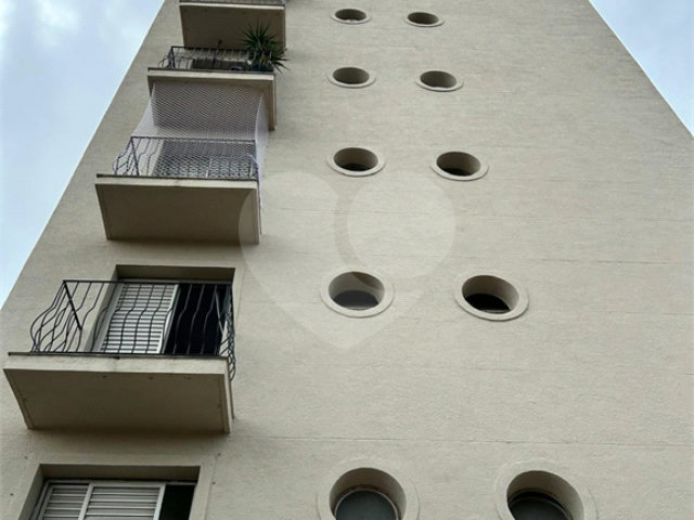 Apartamento à venda com 3 quartos, sendo 1 suíte,  em Jardim França, São Paulo, SP