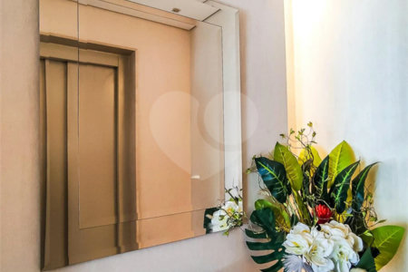 Apartamento à venda com 3 suítes em Vila Suzana, São Paulo, SP