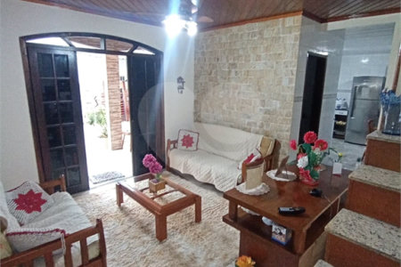 Casa à venda com 1 suíte em Santíssimo, Rio de Janeiro, RJ