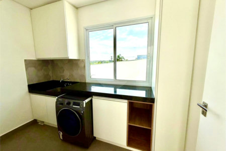 Casa à venda com 4 quartos, sendo 3 suítes, no condomínio Village Araçoiaba, Araçoiaba da Serra - SP