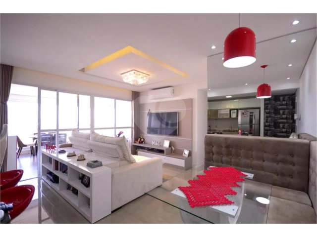 Apartamento à venda com 2 quartos, sendo 1 suíte,  em Saúde, São Paulo, SP