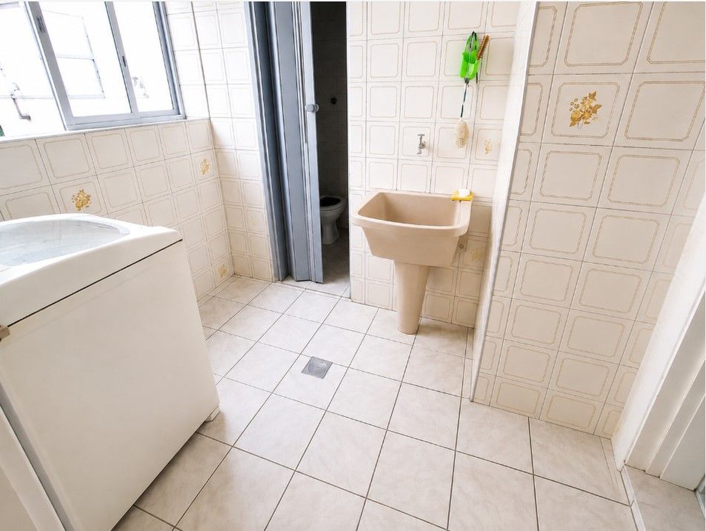 Apartamento com 2 dormitórios à venda, 97 m² por R$ 749.000,00 - Gonzaga - Santos/SP