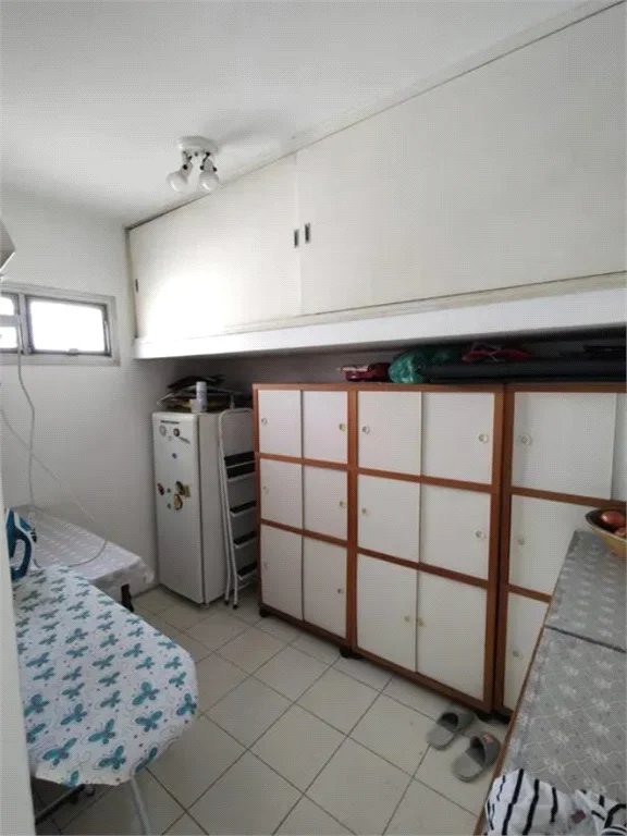 Apartamento à venda com 4 quartos, sendo 1 suíte, em Brooklin Paulista, São Paulo, SP