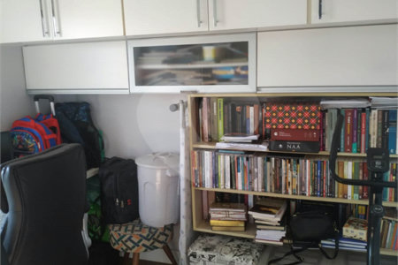 Apartamento à venda com 3 quartos, sendo 1 suíte,  em Vila Guarani (z Sul), São Paulo, SP