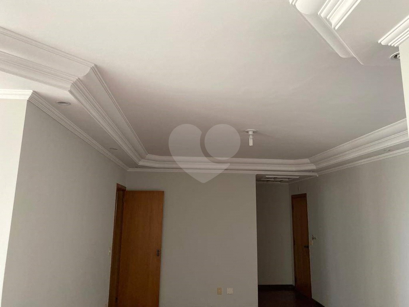 Apartamento à venda com 3 quartos, sendo 1 suíte, em Vila Costa, Suzano, SP