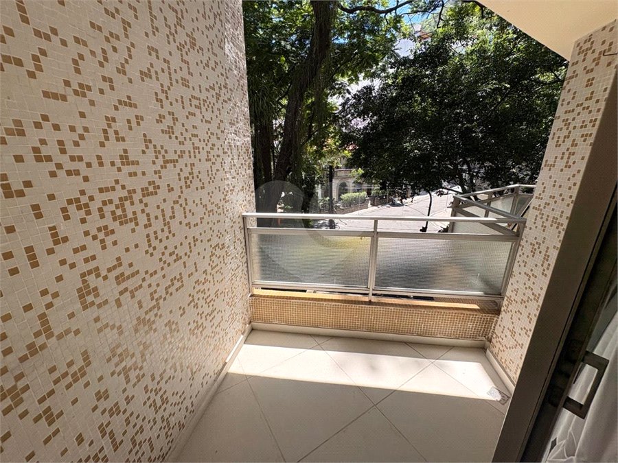 Apartamento à venda com 3 quartos, sendo 1 suíte,  em Lagoa, Rio de Janeiro, RJ