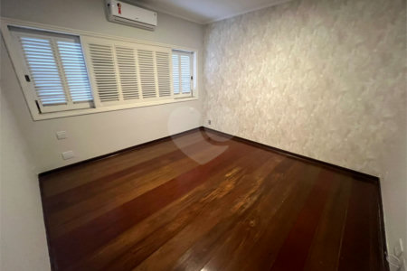 Casa à venda ou para alugar com 4 quartos, sendo 2 suítes, no condomínio Lago Azul, Araçoiaba da Serra - SP