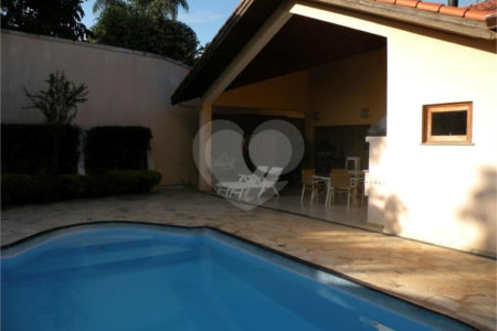 Casa à venda ou para alugar com 5 suítes em Parque dos Príncipes, São Paulo, SP