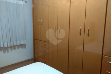 Sobrado à venda com 3 quartos, sendo 2 suítes, em Parque Vitória, São Paulo, SP