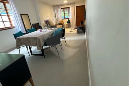 Casa à venda com 3 quartos, sendo 1 suíte,  no condomínio Vila Nova de Mafra, São Paulo - SP