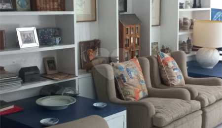 Casa à venda com 3 quartos, sendo 2 suítes,  em Morumbi, São Paulo, SP