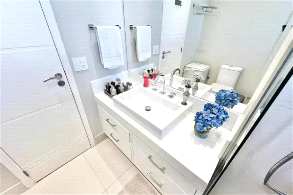 Apartamento à venda com 3 suítes em Santana, São Paulo, SP